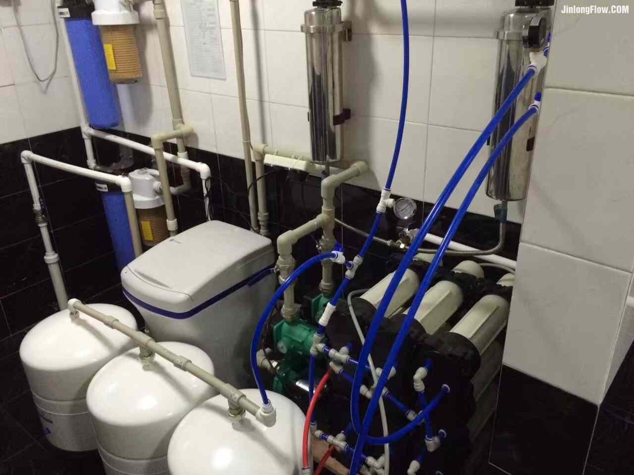 变频供水设备由以下系统组成?